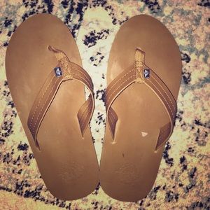 Like new dockers flip flops size 9/10